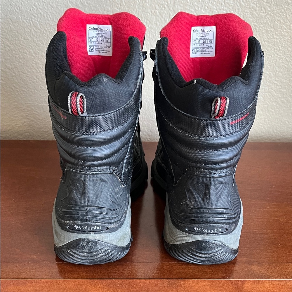 Columbia Black and Red Insulated Boots - Picture 13 of 13